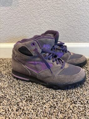 Vintage Nike ACG (All Conditions Gear) Purple and Grey Suede Hiking Boots